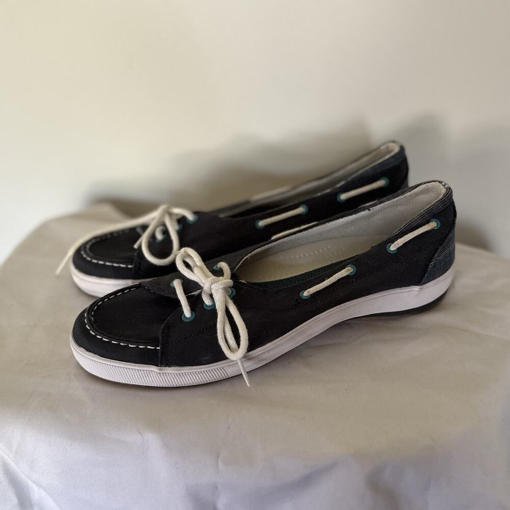 Keds Women’s Boat Shoe Flats Navy Plaid Lace Up Comfort Shoes Size 9